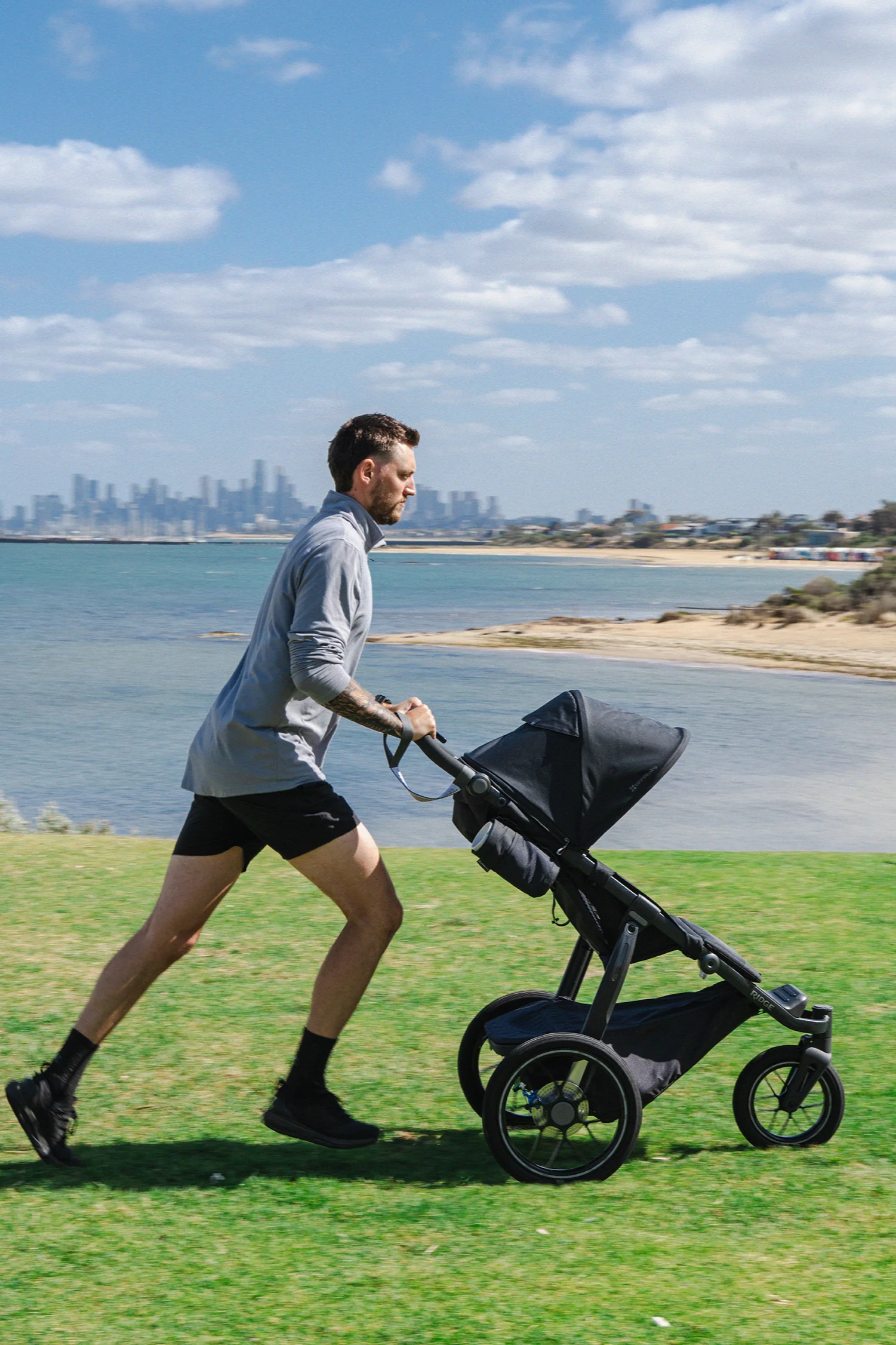 UPPAbaby Ridge V2 Pram Jogger  – James (Black) - Image 8